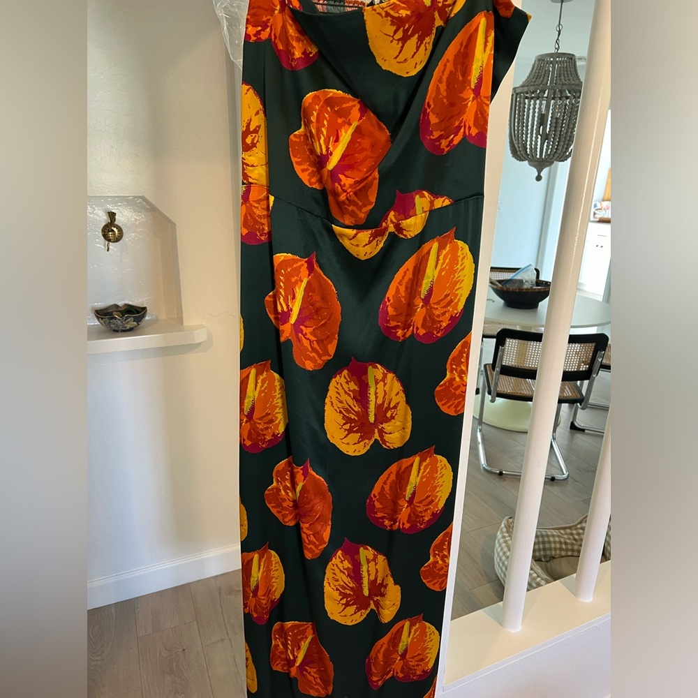 Reformation Frankie Silk Dress Daiquiri Size 12 / worn once
